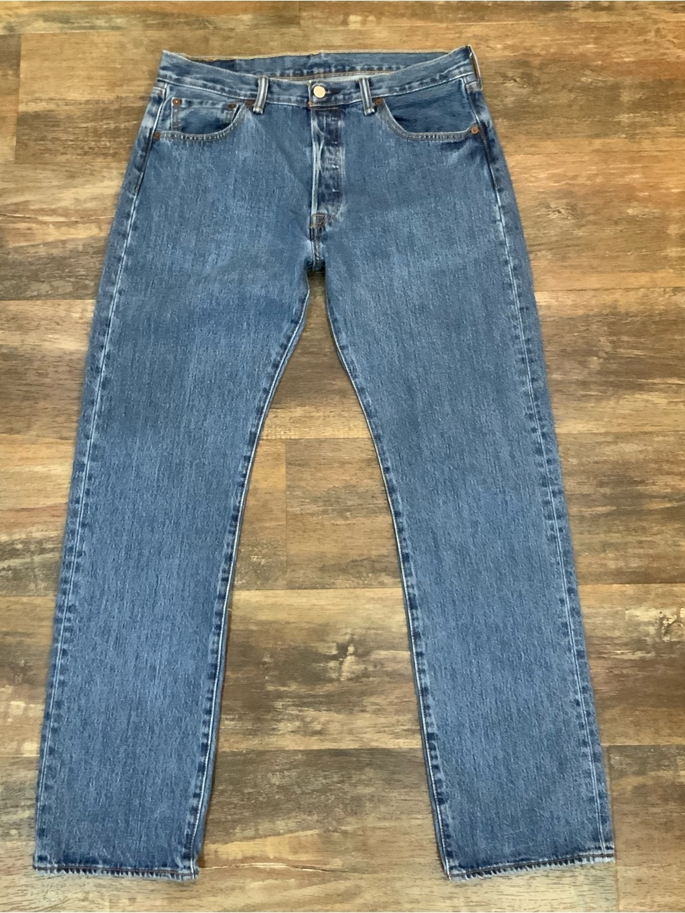 Vintage Levi's 501 Original Fit Jeans Size 34 Medium Wash Button Fly Denim